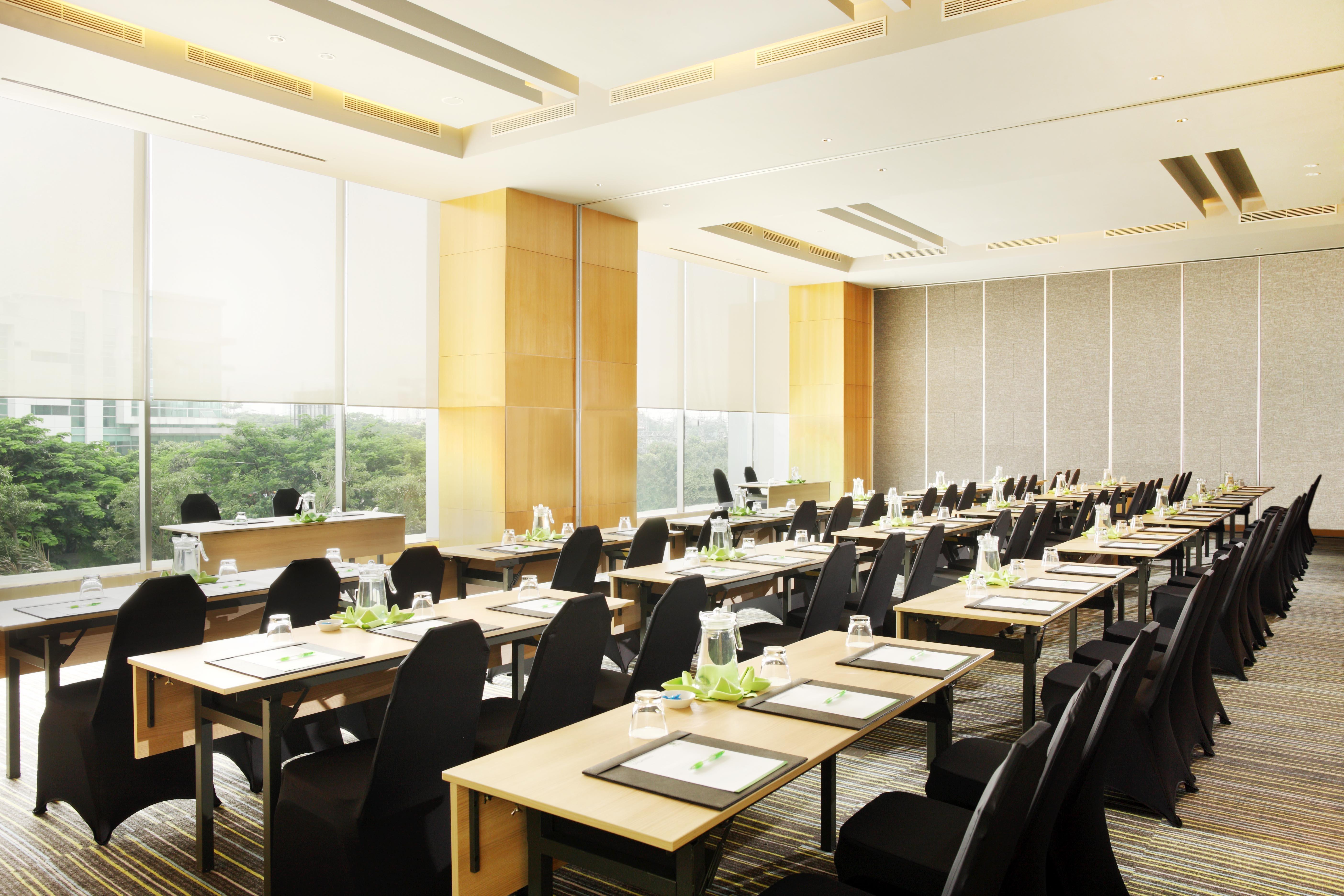 Doubletree By Hilton Jakarta Kemayoran Buitenkant foto