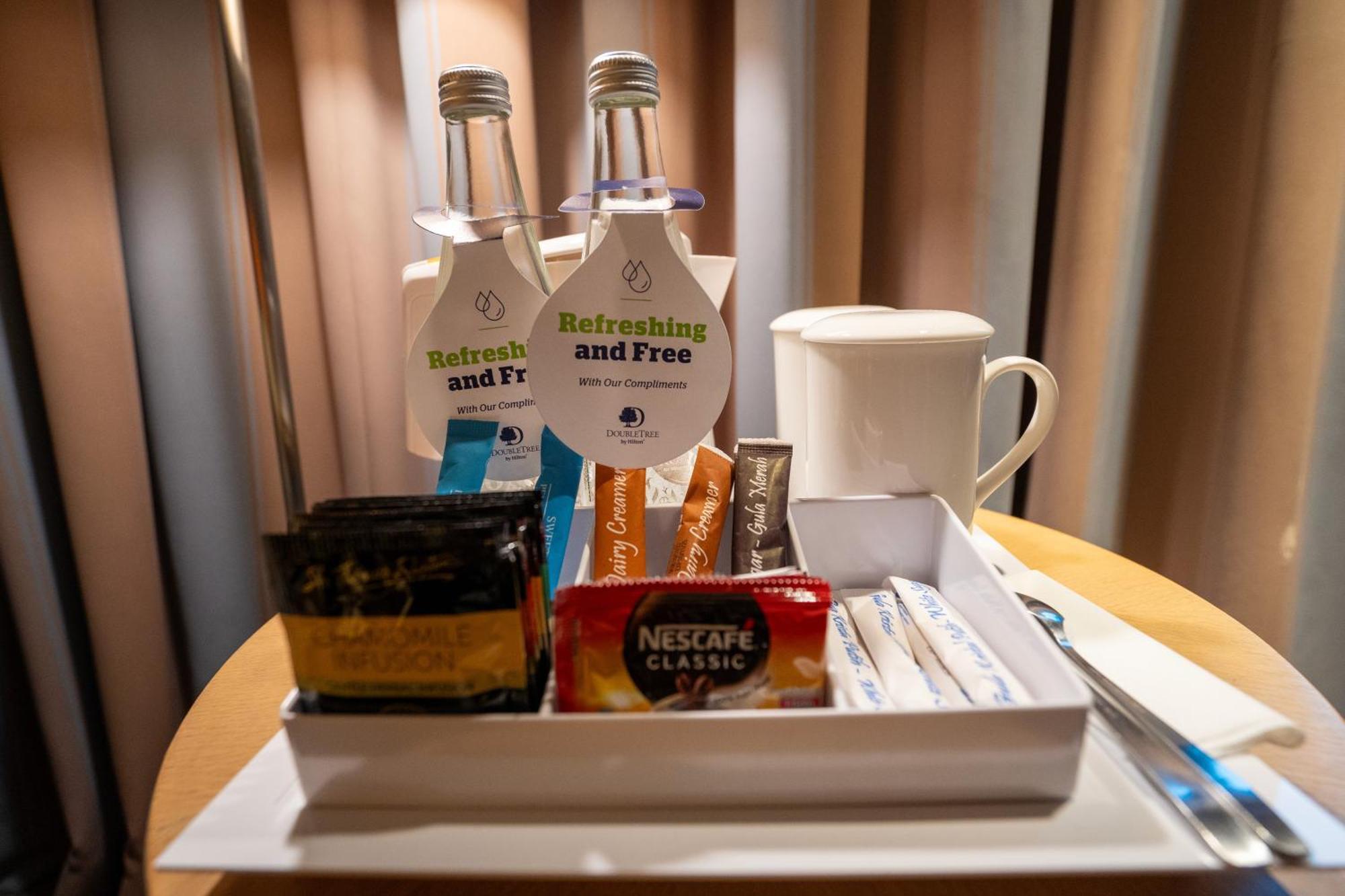 Doubletree By Hilton Jakarta Kemayoran Buitenkant foto