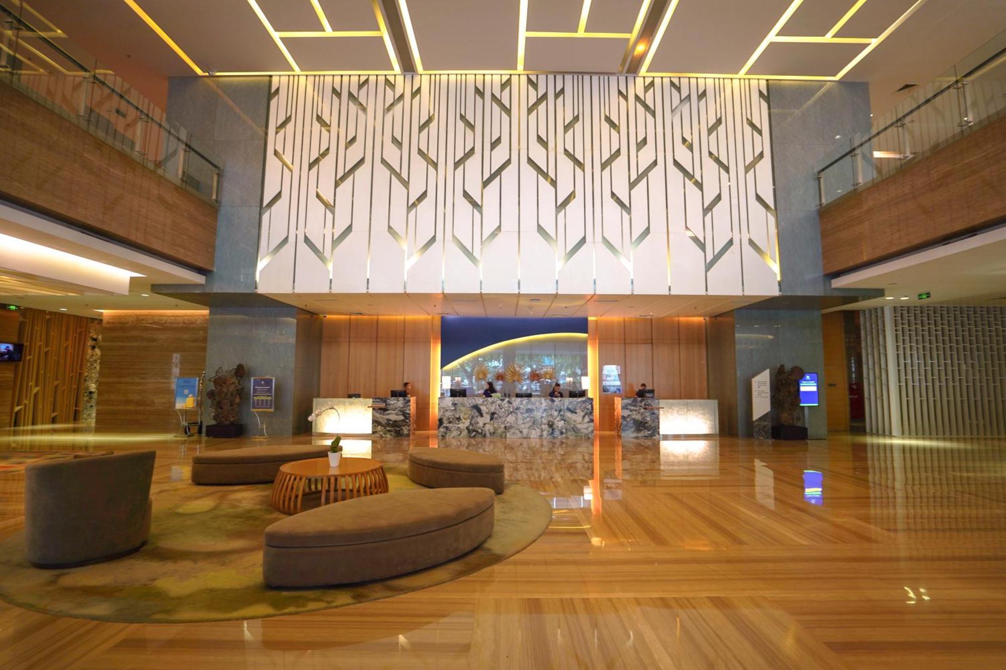 Doubletree By Hilton Jakarta Kemayoran Buitenkant foto